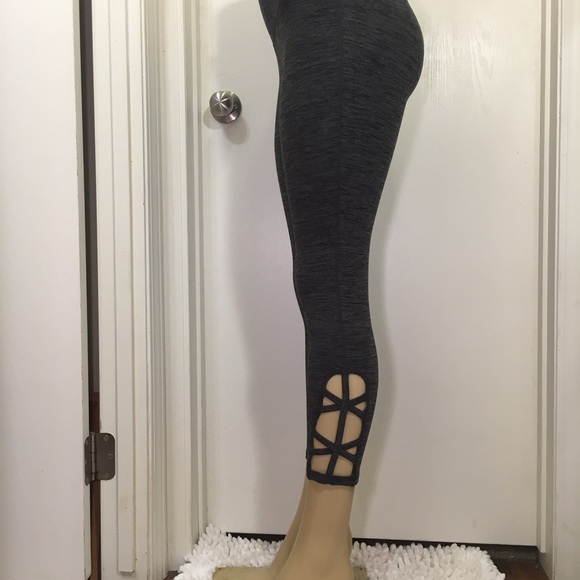 Gaiam High Rise Grey Yoga Leggings Small - Picture 3 of 7